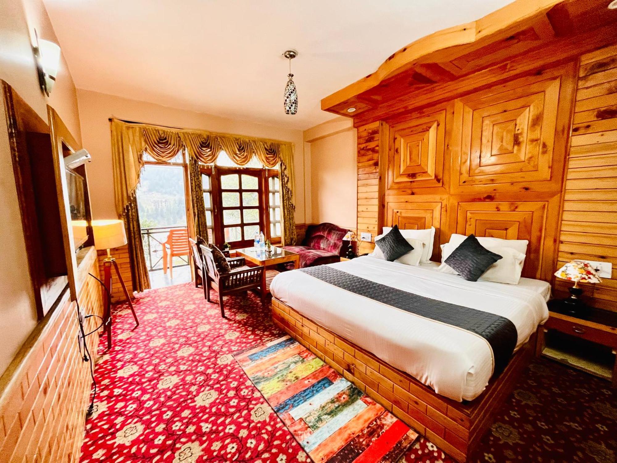 The Holly Woods Resort, - Blissful View From