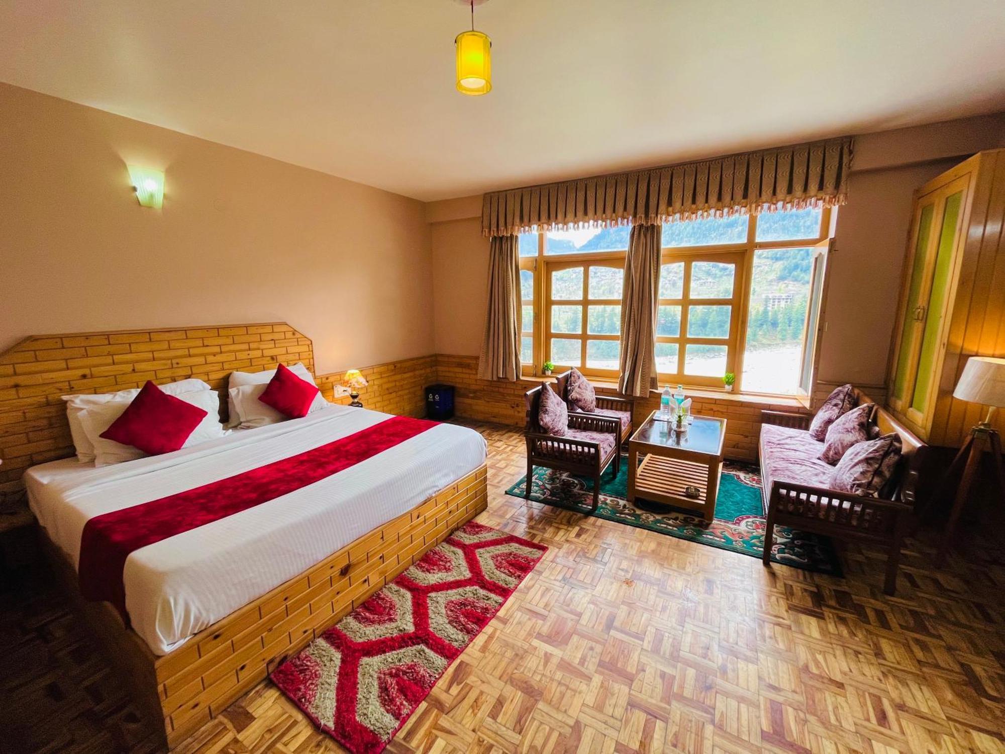The Holly Woods Resort, - Blissful View From