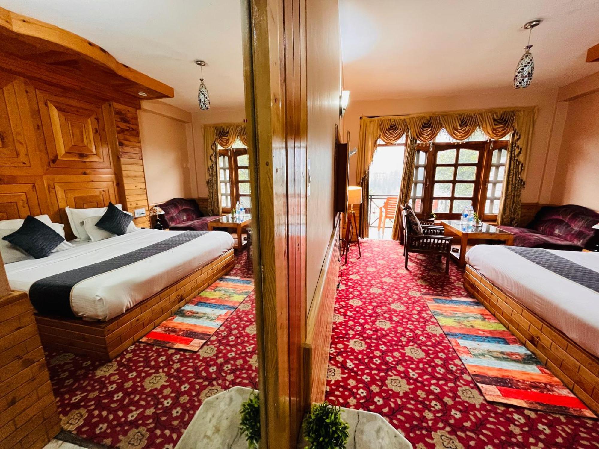 Hotel The Holly Woods Resort, - Blissful View From 4*