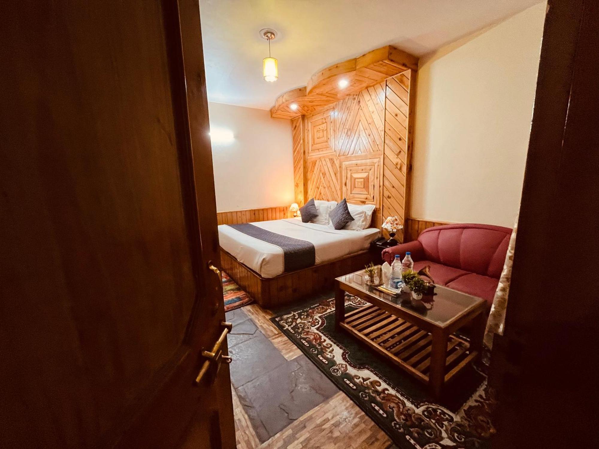 The Holly Woods Resort, - Blissful View From Hotel Manali (Himachal Pradesh)
